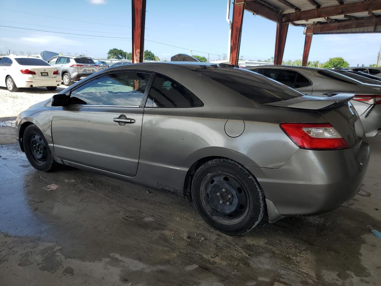 2HGFG12696H581825 2006 Honda Civic Lx 2HGFG12696H581825 2006 Honda Civic Lx