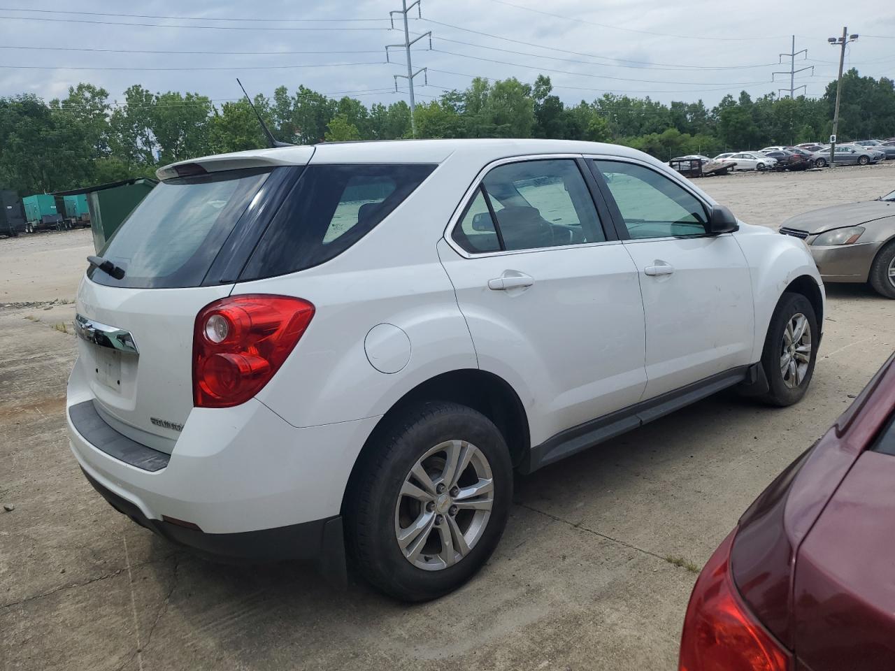 2013 Chevrolet Equinox Ls vin: 1GNALBEK3DZ116903