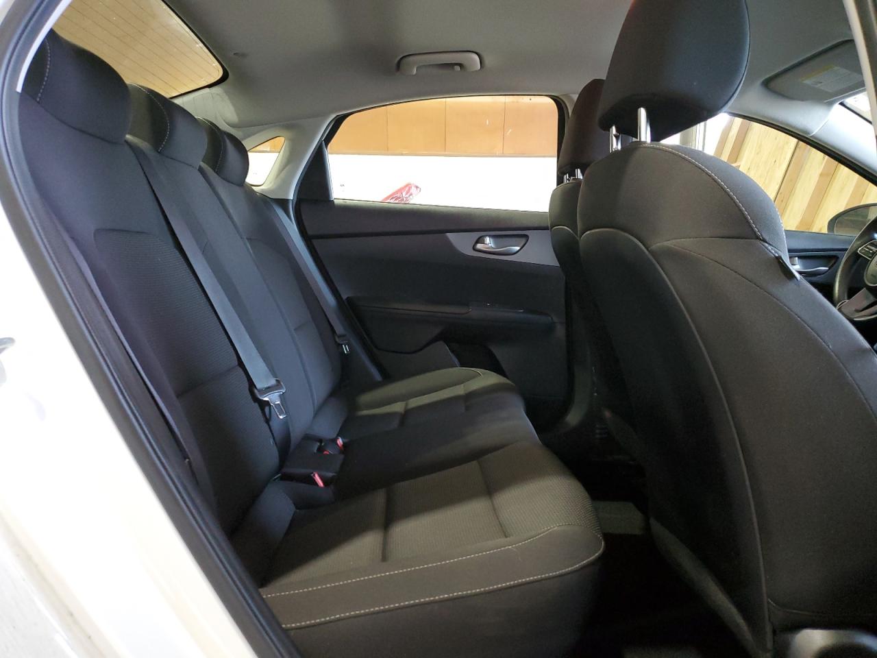 3KPF24AD4KE131584 2019 Kia Forte Fe