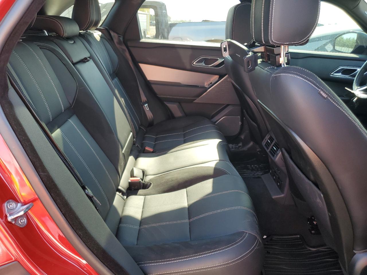 SALYL2FV0KA215103 2019 Land Rover Range Rover Velar R-Dynamic Se