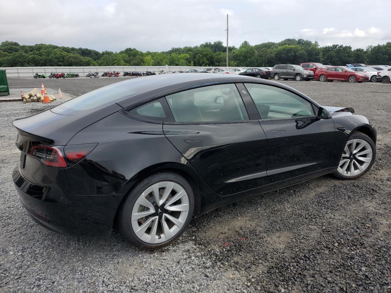 Lot #2711335542 2023 TESLA MODEL 3