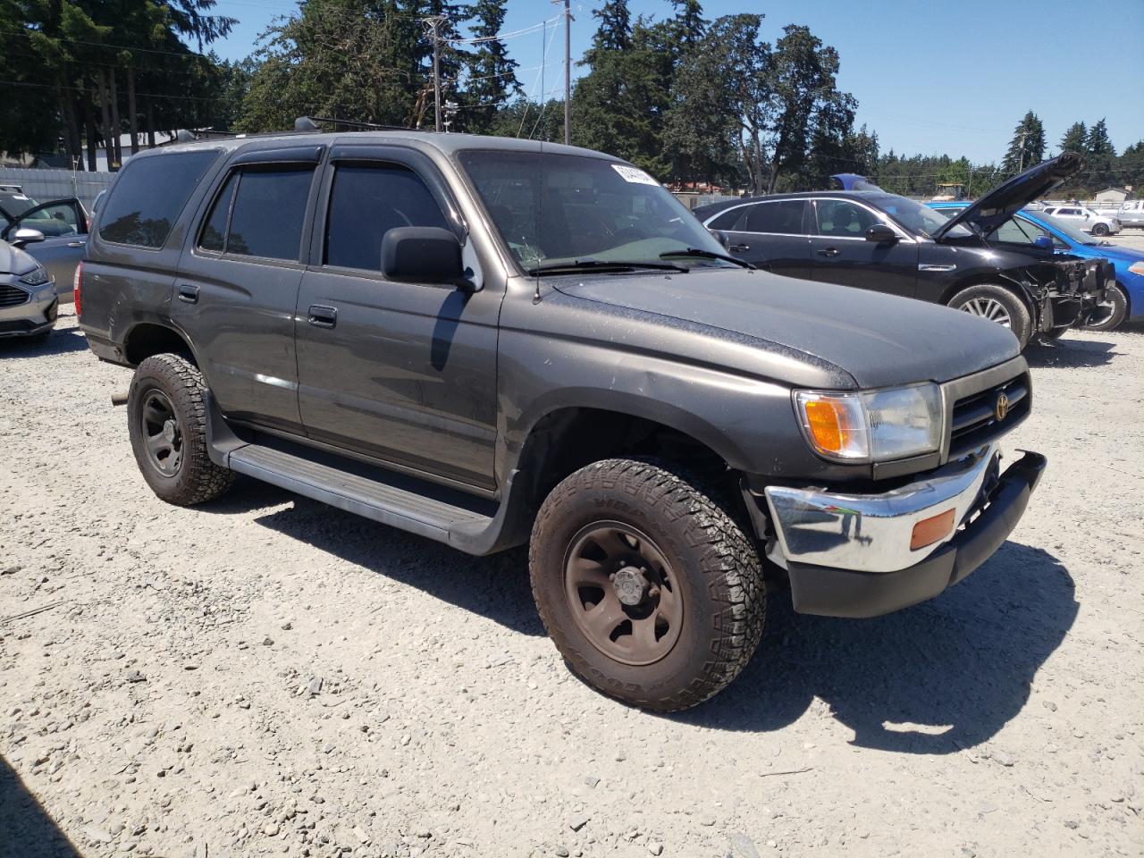 JT3HM84R5W0028257 1998 Toyota 4Runner Sr5