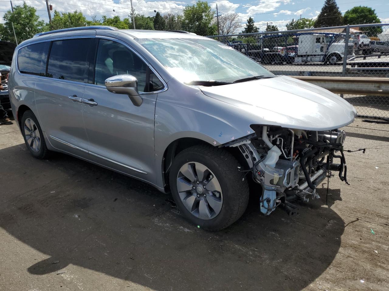 Lot #2716063390 2018 CHRYSLER PACIFICA H