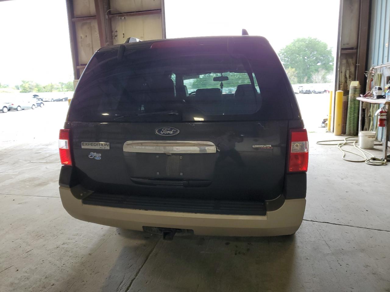 1FMFU18507LA60367 2007 Ford Expedition Eddie Bauer