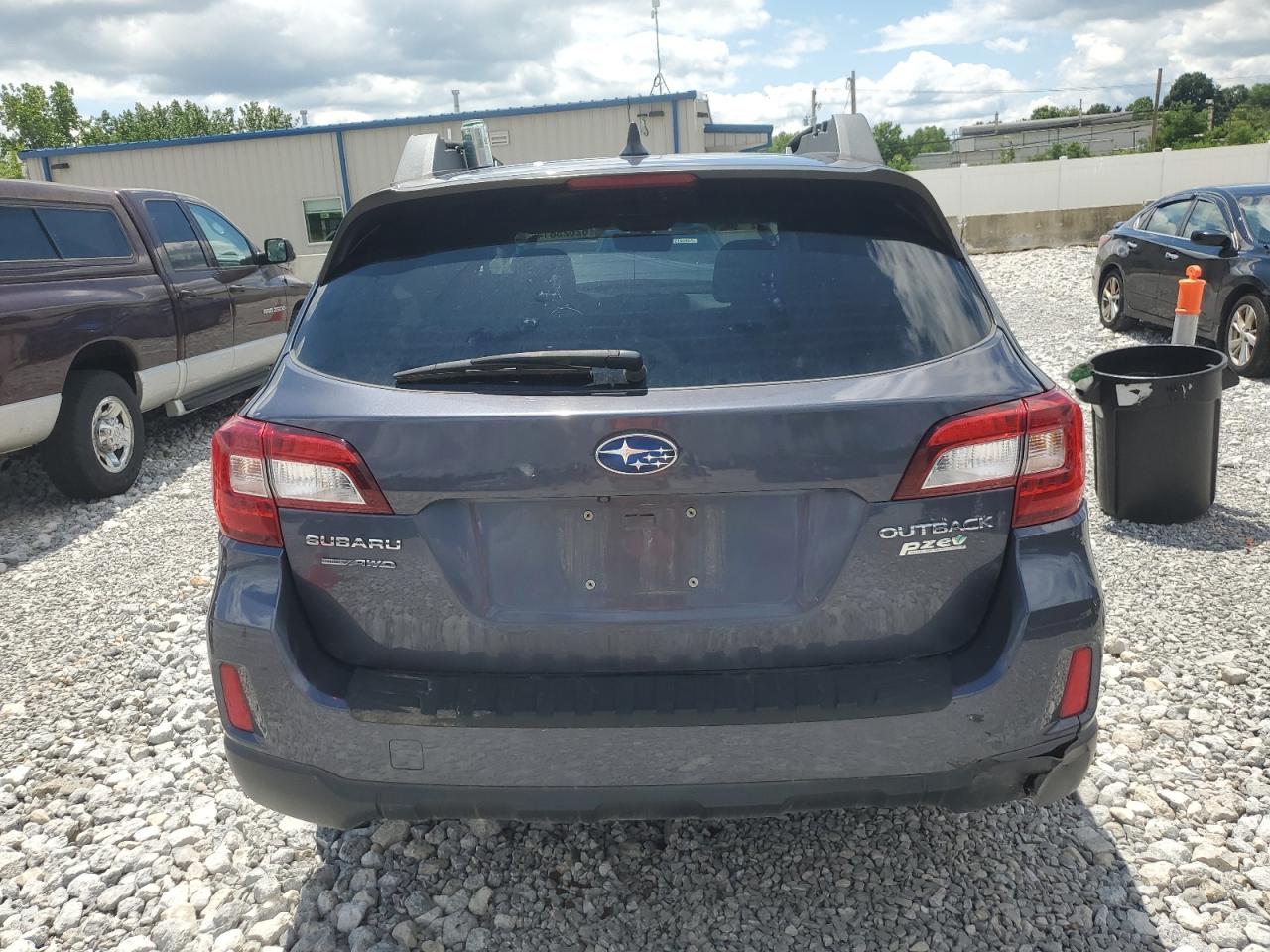 4S4BSACC2H3370743 2017 Subaru Outback 2.5I Premium