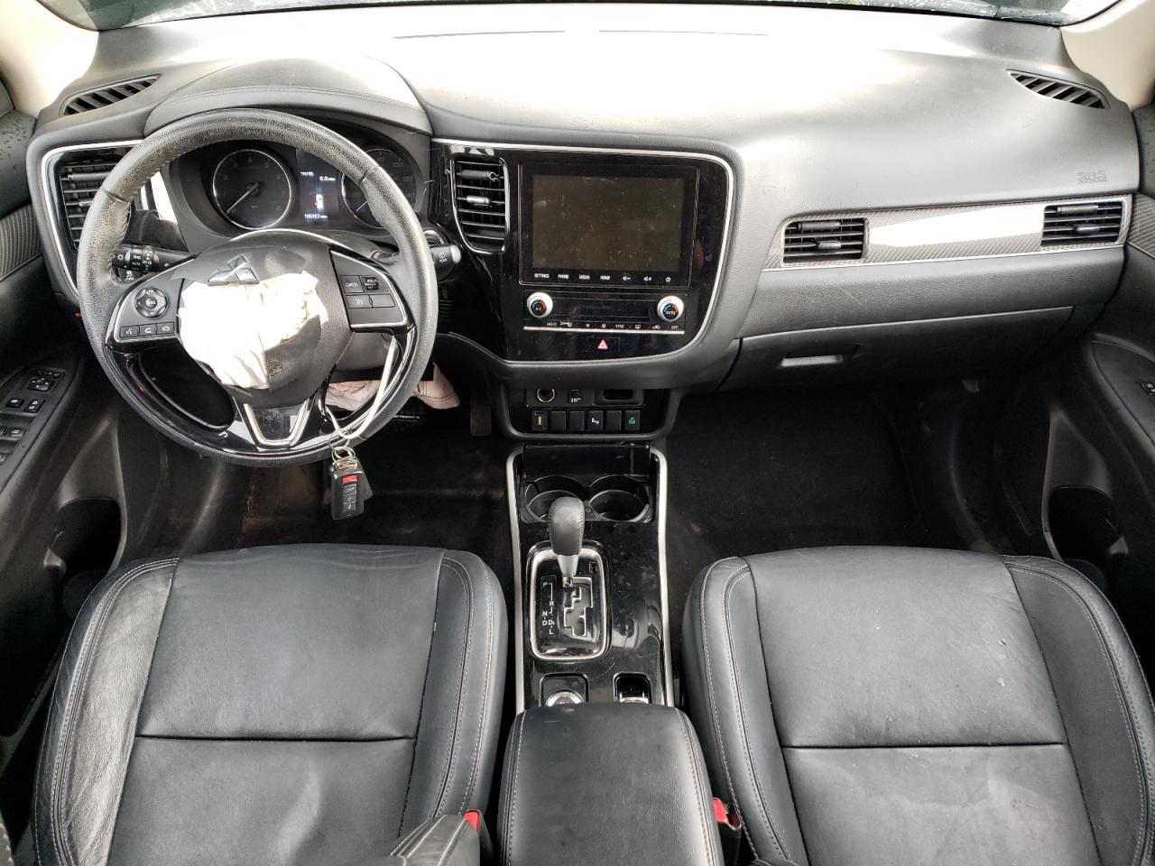 JA4AZ3A37LZ038419 2020 Mitsubishi Outlander Se