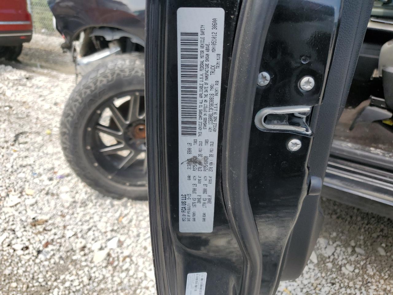 1C6RR6LT3FS630816 2015 Ram 1500 Slt