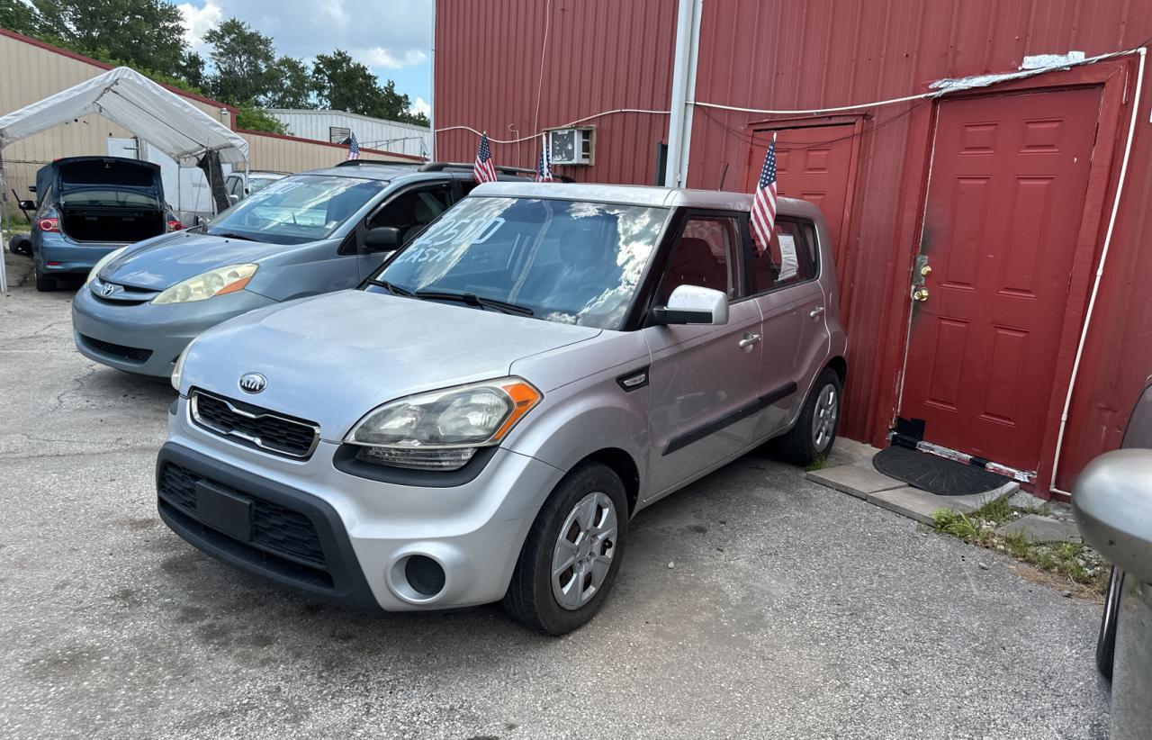 2013 Kia Soul vin: KNDJT2A51D7494965