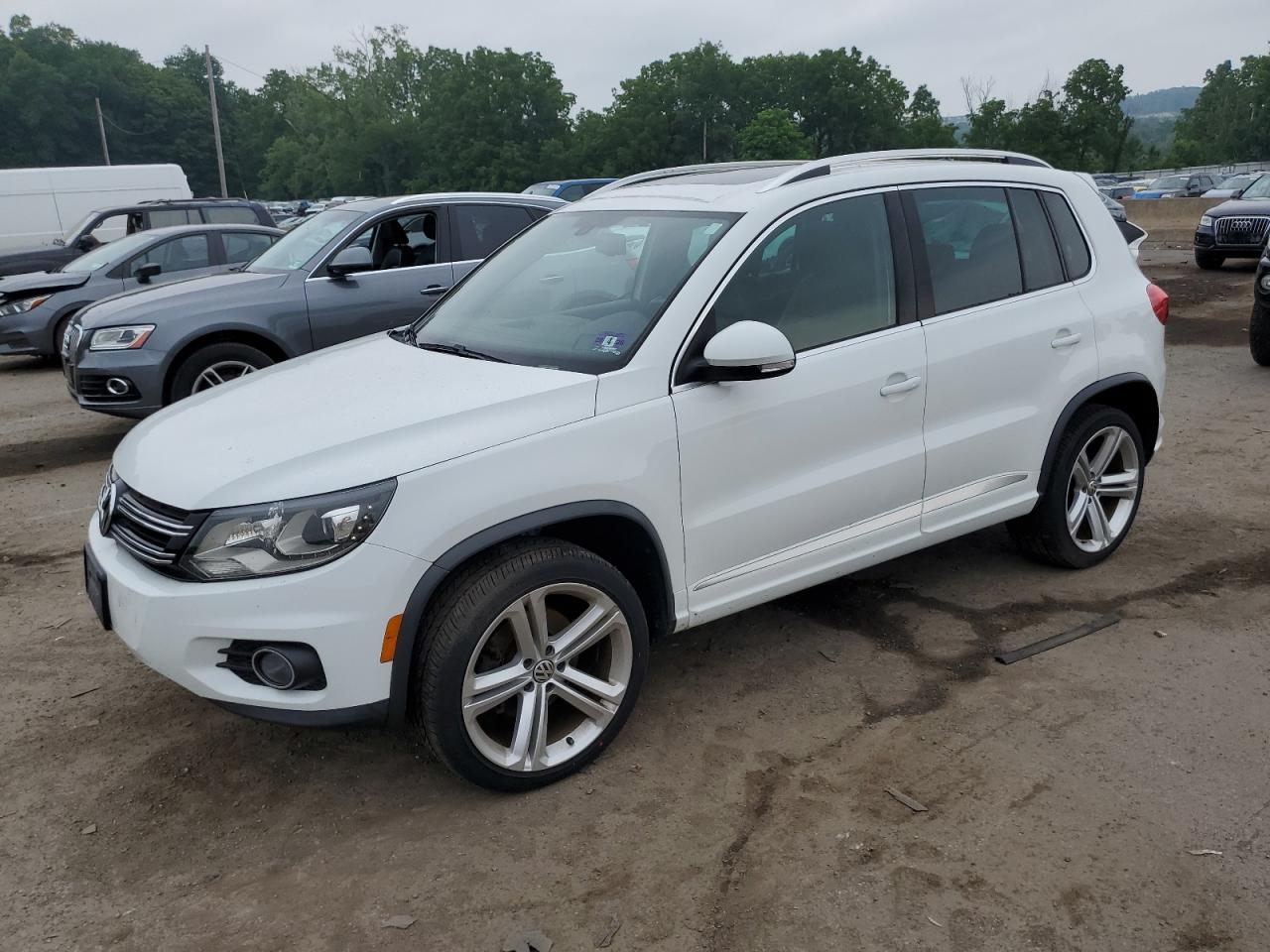 WVGBV7AX2FW068378 2015 Volkswagen Tiguan S