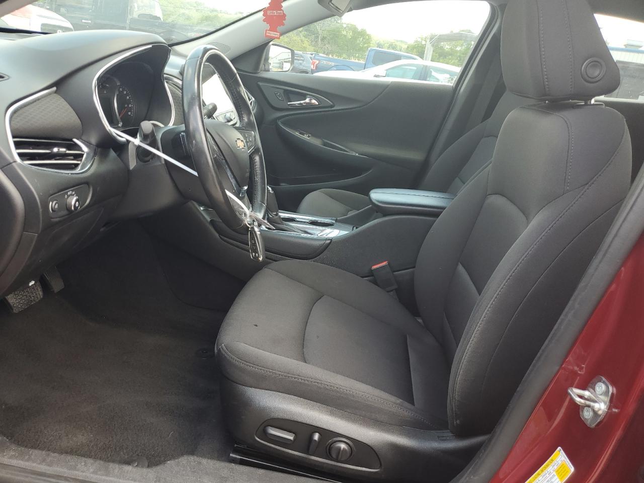 1G1ZD5ST1JF251603 2018 Chevrolet Malibu Lt