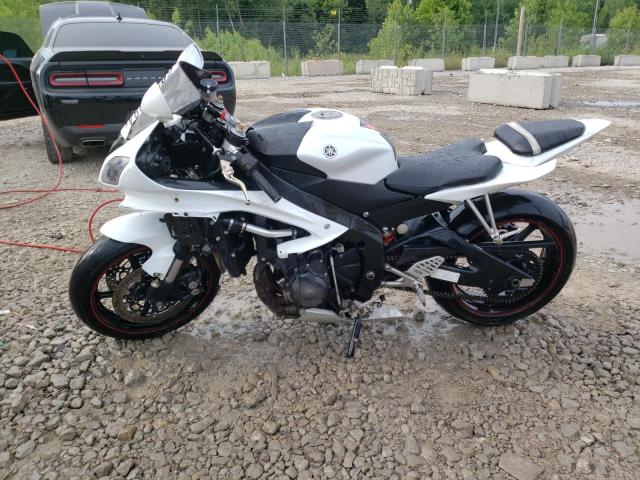 2009 YAMAHA YZFR6 JYARJ16E29A012697
