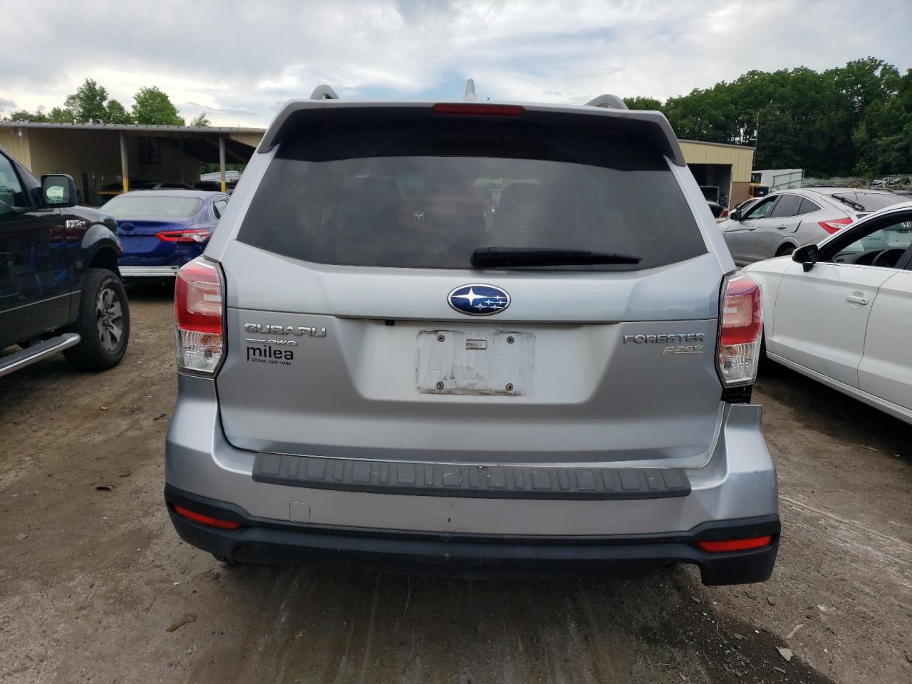 JF2SJAEC7HG488222 2017 Subaru Forester 2.5I Premium