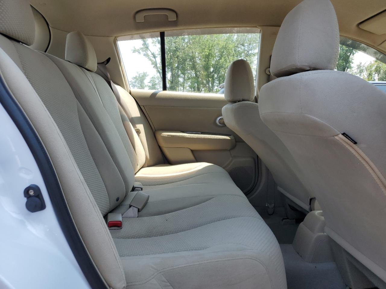 3N1BC1CP1BL490519 2011 Nissan Versa S