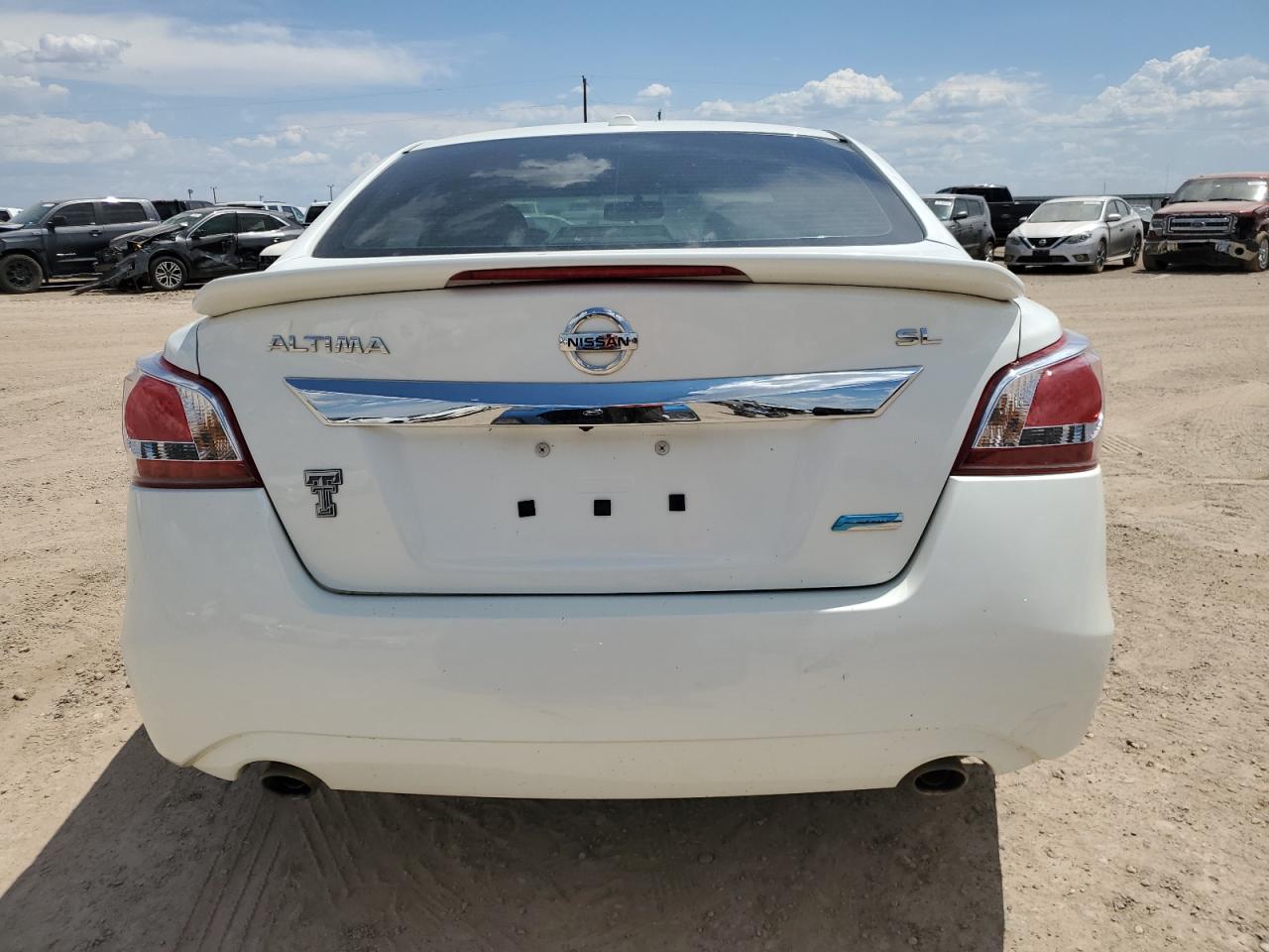 2013 Nissan Altima 2.5 vin: 1N4AL3AP4DN556318