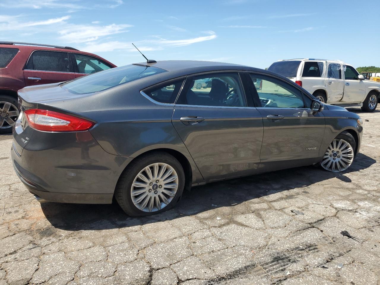 3FA6P0LU5GR298565 FORD FUSION 2016