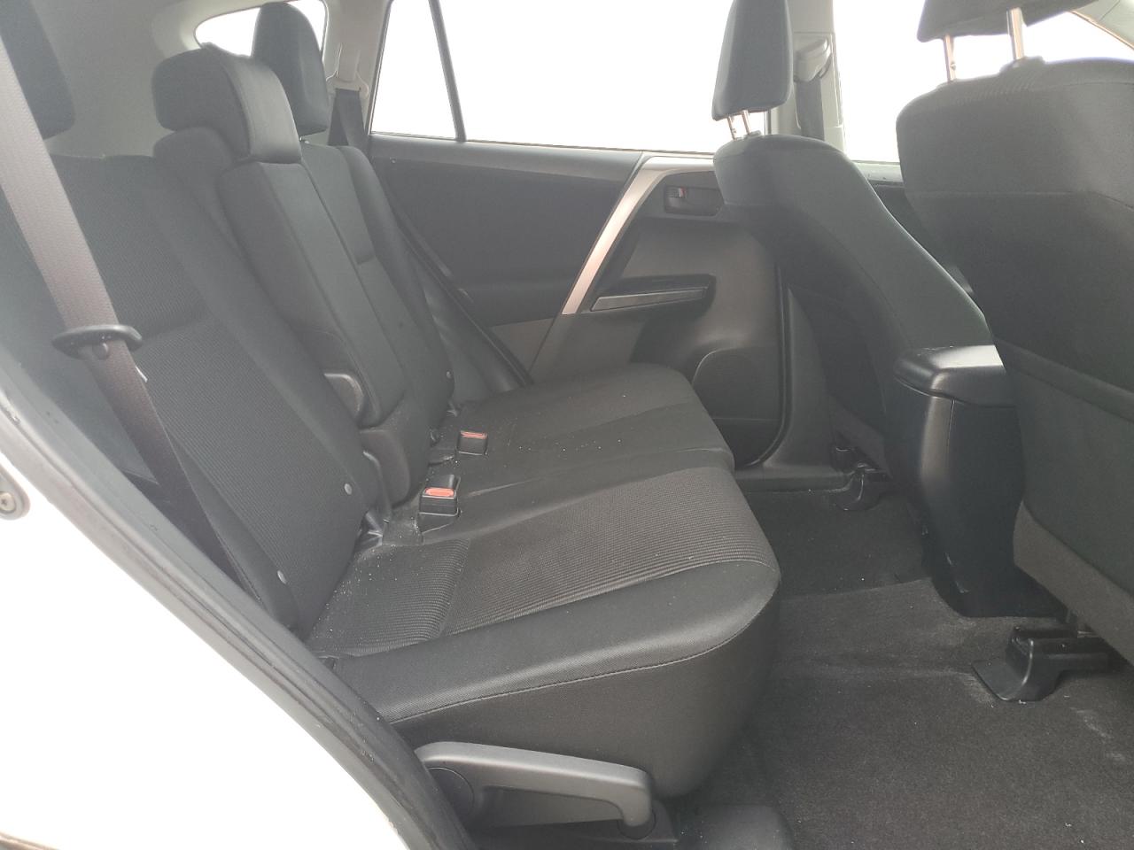 JTMZFREV9HJ133022 2017 Toyota Rav4 Le