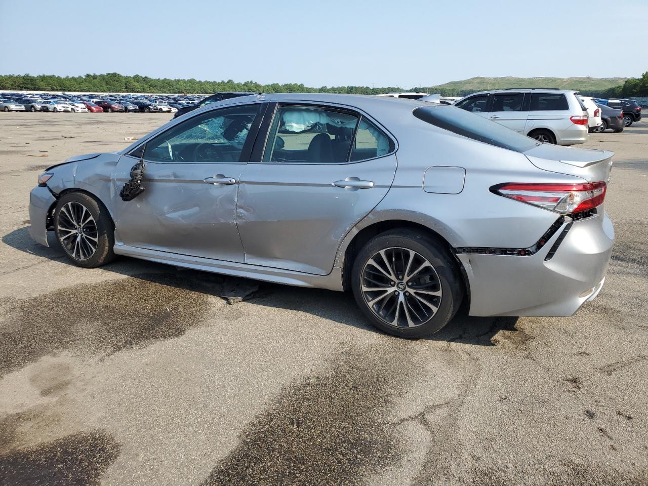 2019 Toyota Camry L vin: 4T1B11HK2KU186696