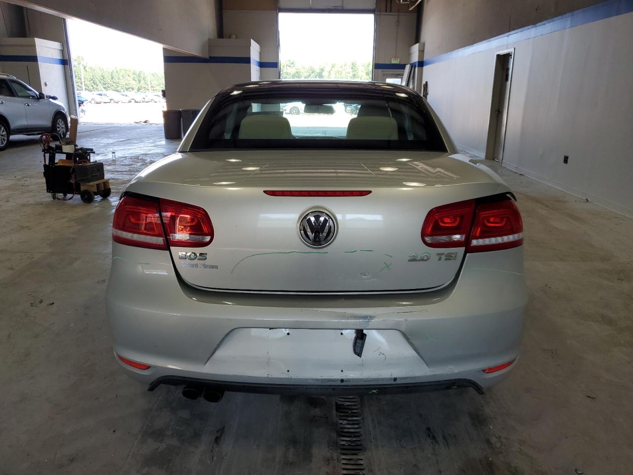 WVWBW7AH9CV010098 2012 Volkswagen Eos Komfort