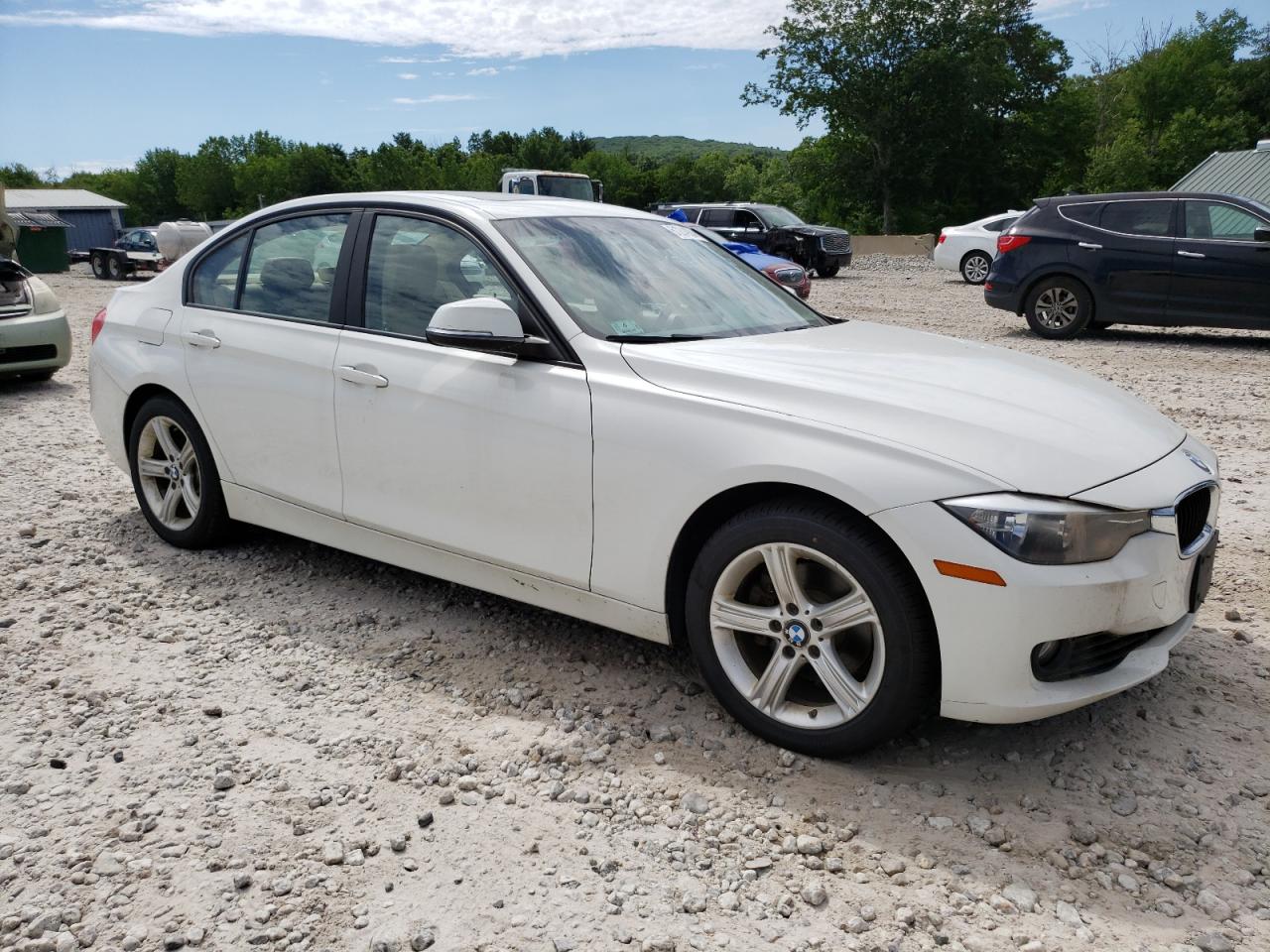 2013 BMW 328 Xi vin: WBA3B3C52DF537565