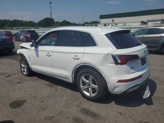 VIN WA1AAAFYXM2004307 2021 Audi Q5, Premium no.2