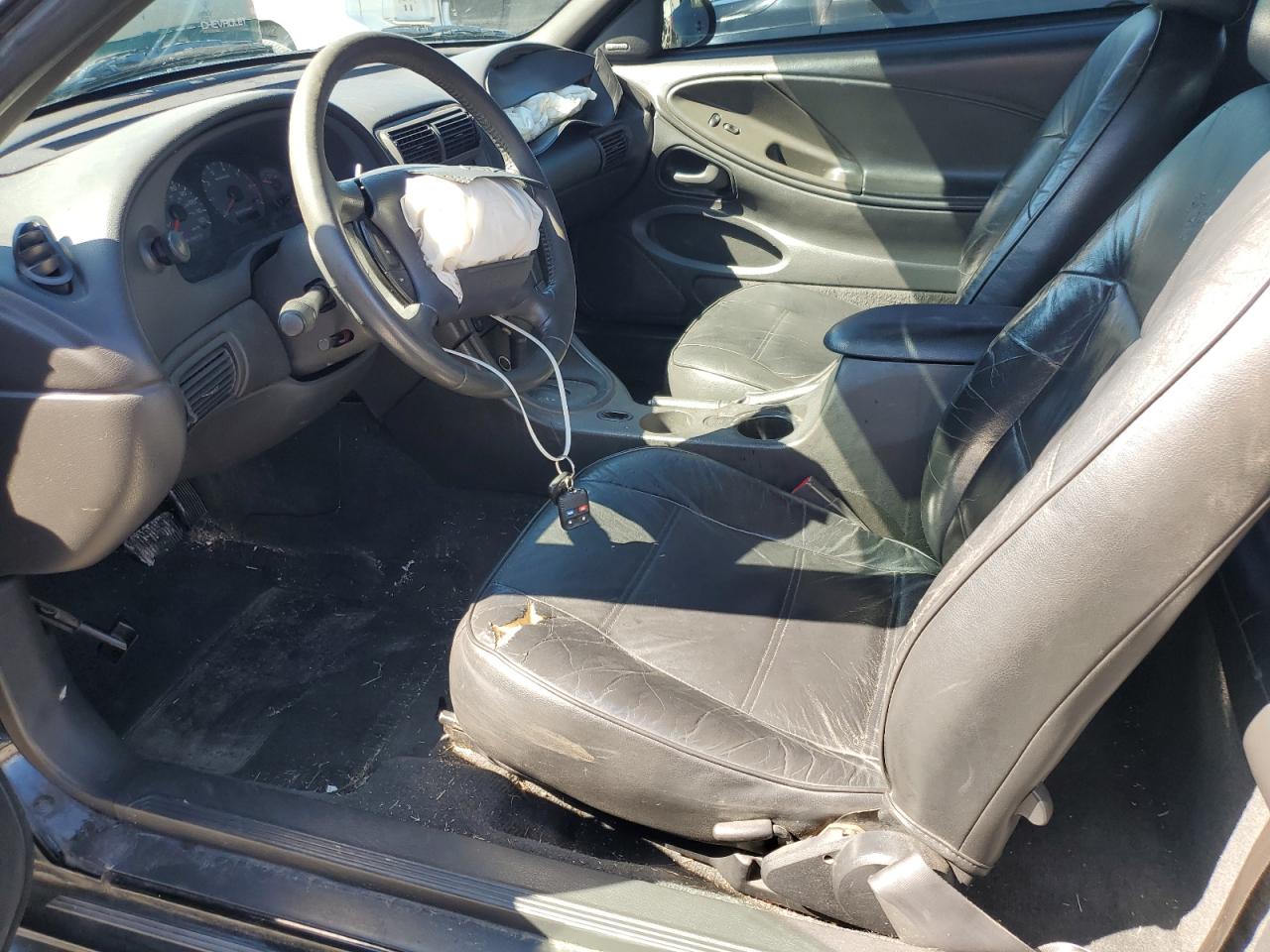 1FAFP40461F221154 2001 Ford Mustang