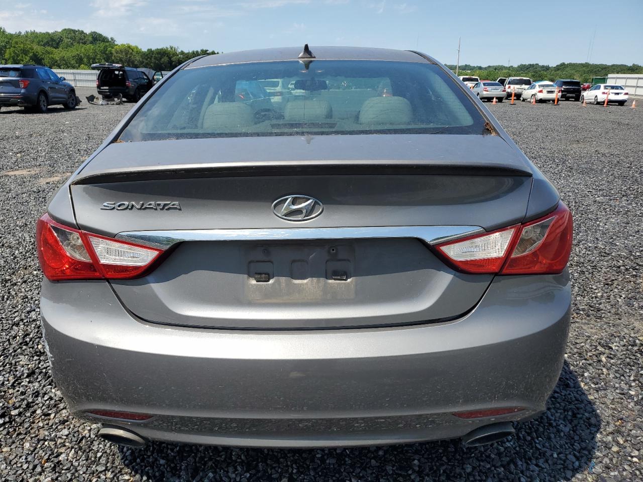 5NPEC4AC2DH762056 2013 Hyundai Sonata Se