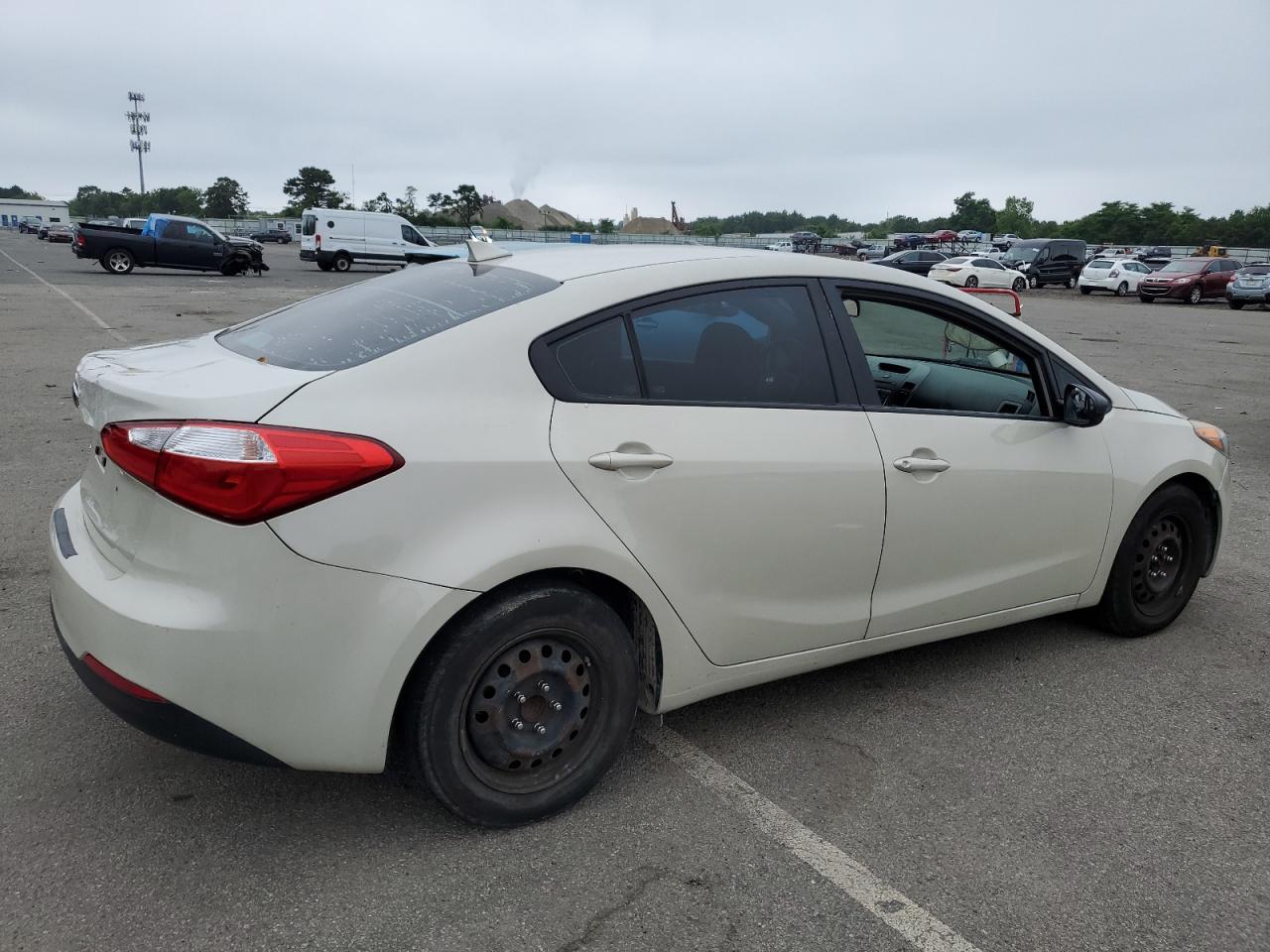 2015 Kia Forte Lx vin: KNAFK4A6XF5324354