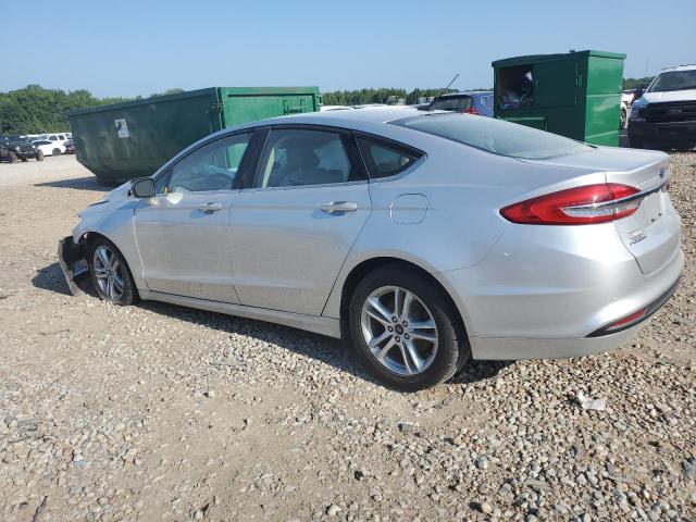 VIN 3FA6P0HDXJR270664 2018 Ford Fusion, SE no.2