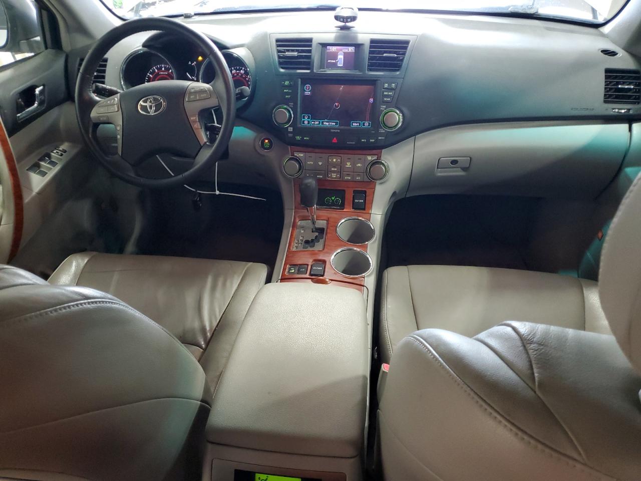 JTEES42A382059049 2008 Toyota Highlander Limited