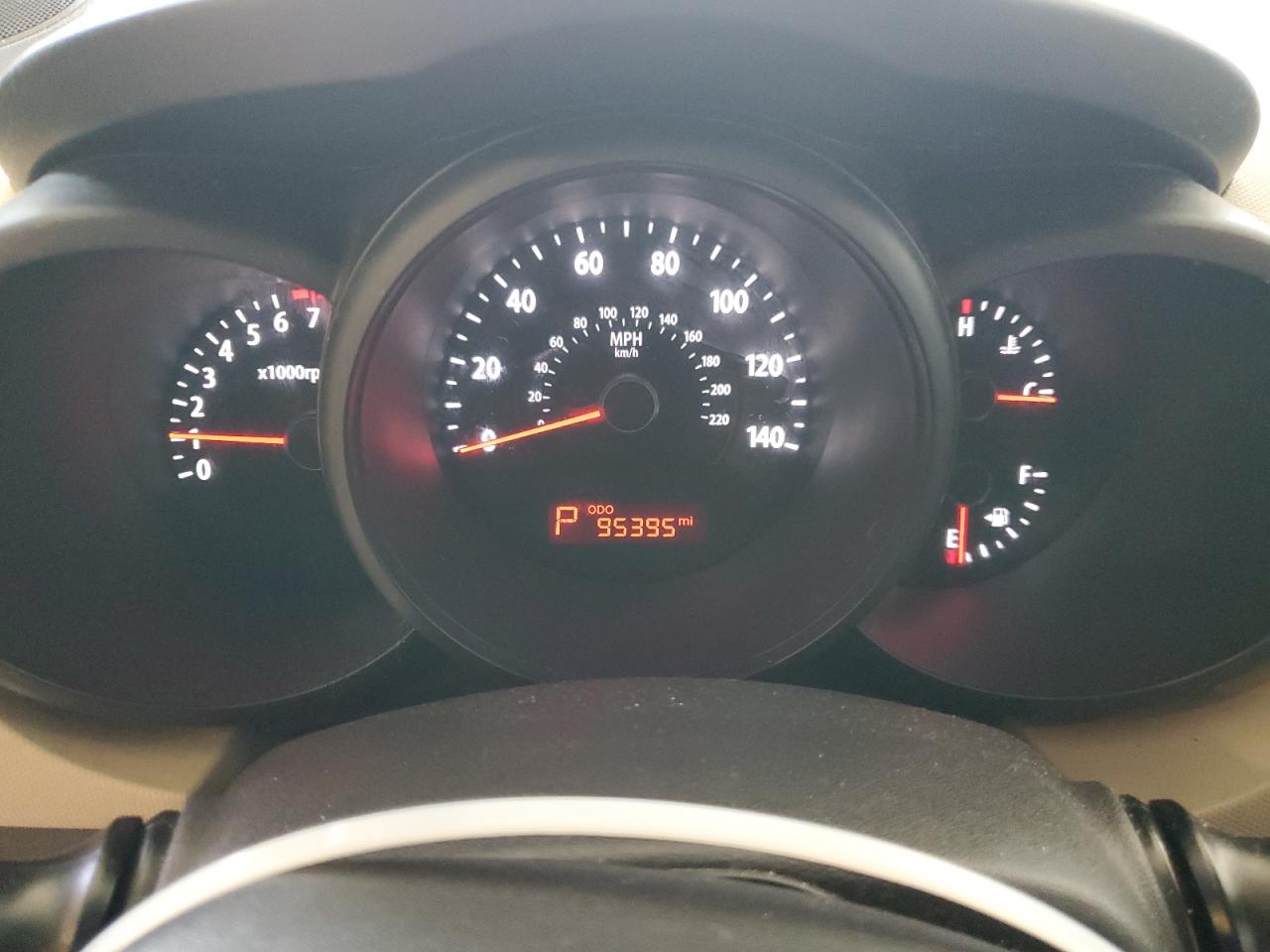 KNDJT2A26A7039062 2010 Kia Soul +