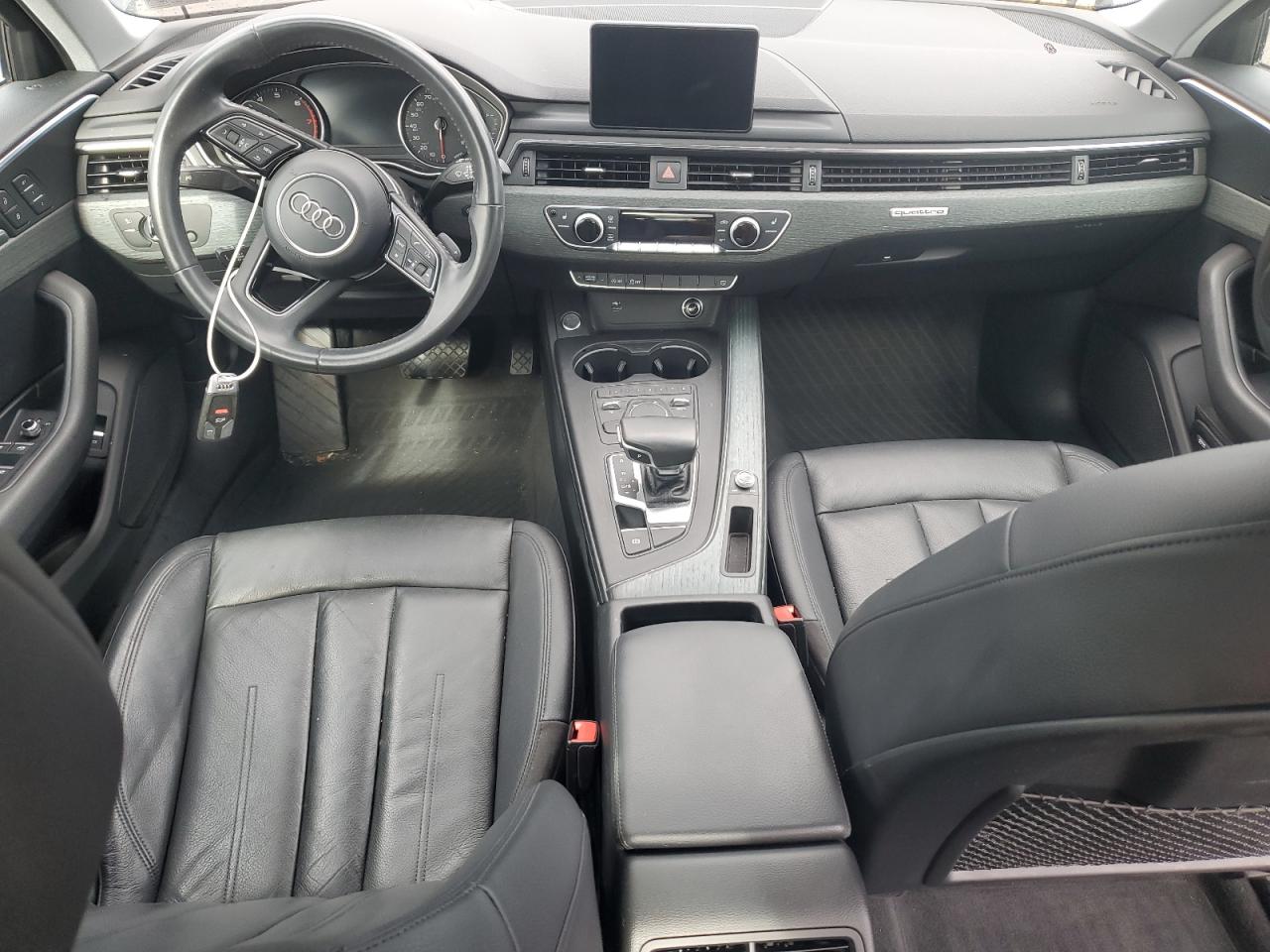 WAUDNAF41JA054791 2018 Audi A4 Premium