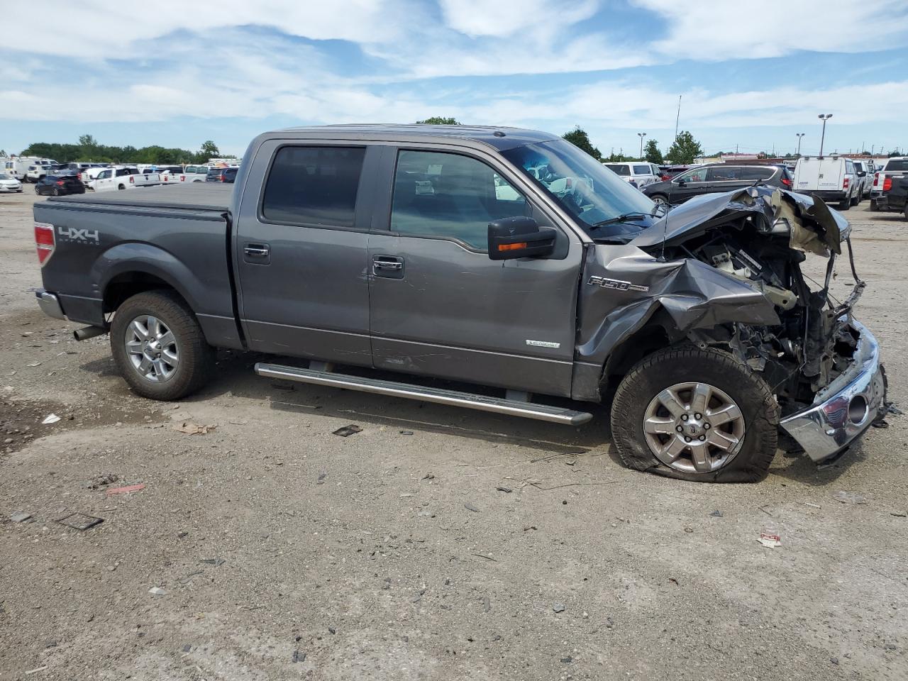 FORD F-150 SUPERCREW