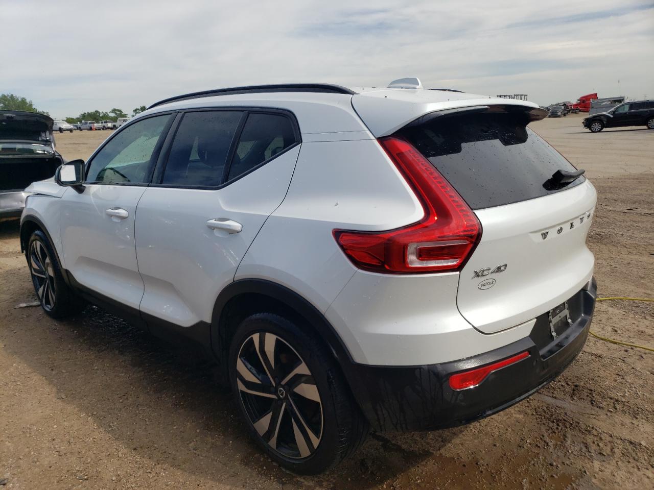 YV4L12UX7P2911435 2023 Volvo Xc40 Ultimate