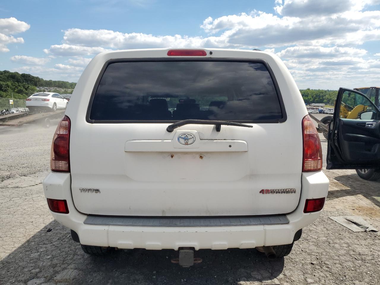 JTEBU14R850057545 2005 Toyota 4Runner Sr5