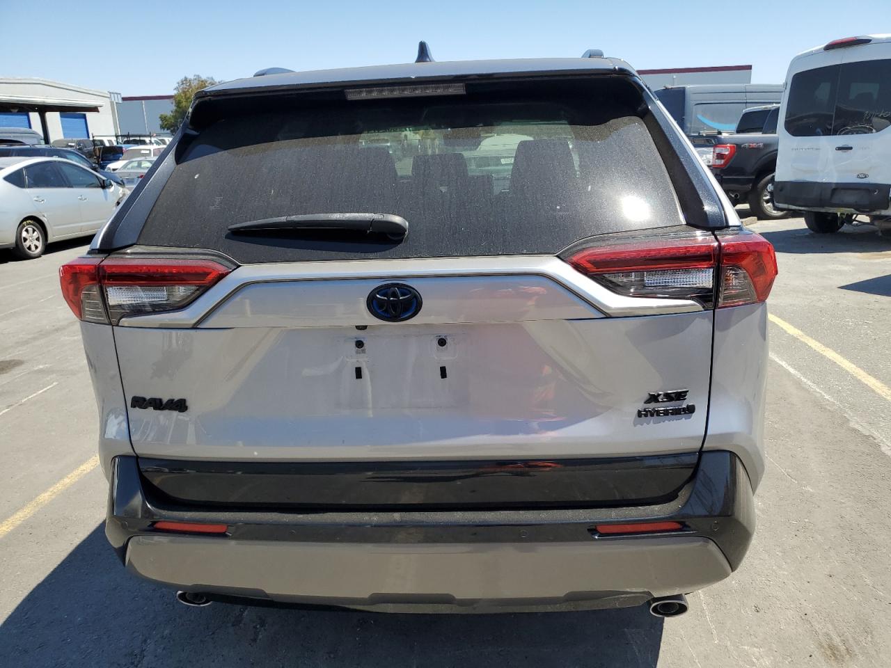 JTMEWRFV4KD516174 2019 Toyota Rav4 Xse