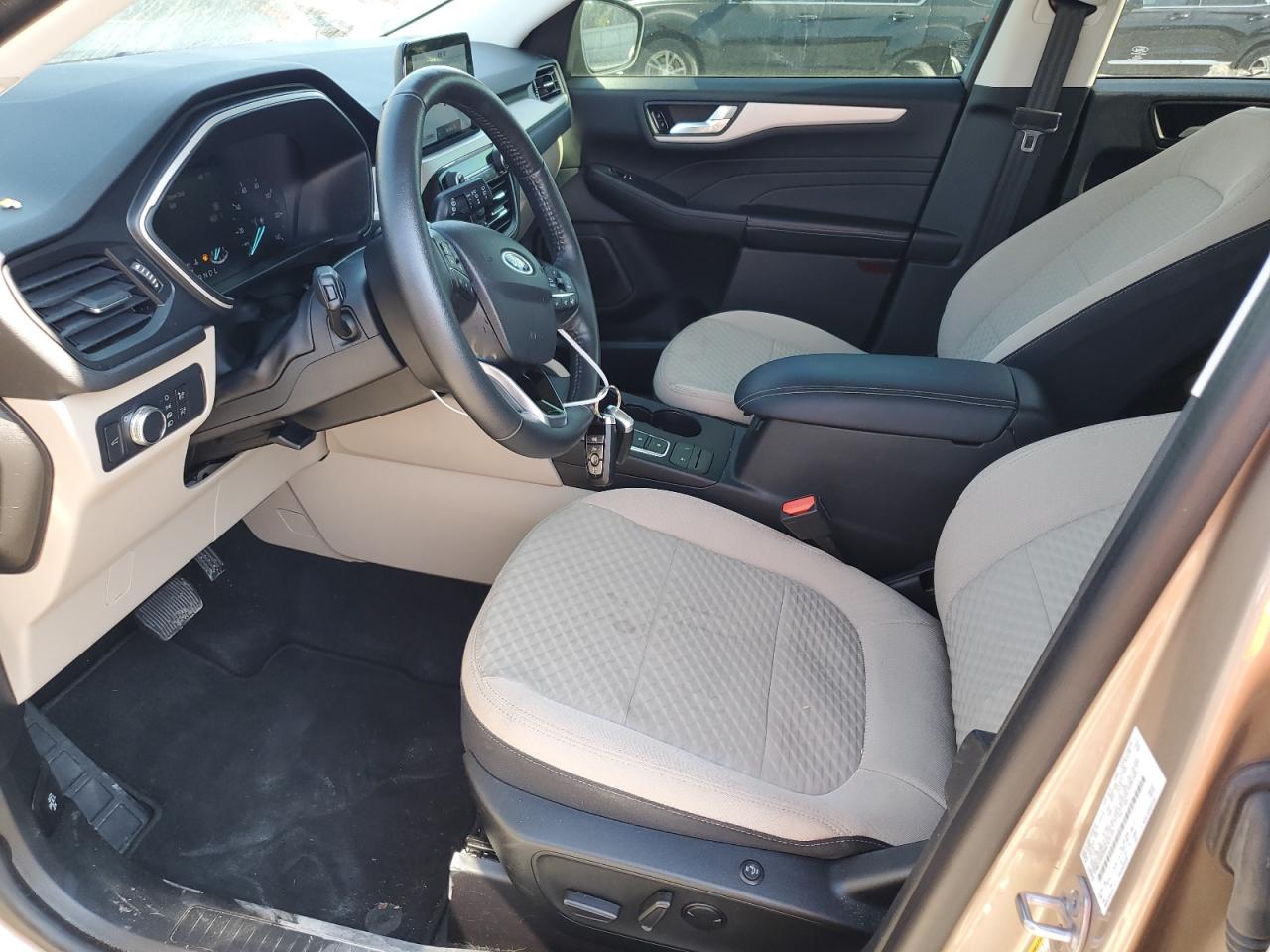 1FMCU0G68MUA24195 2021 Ford Escape Se