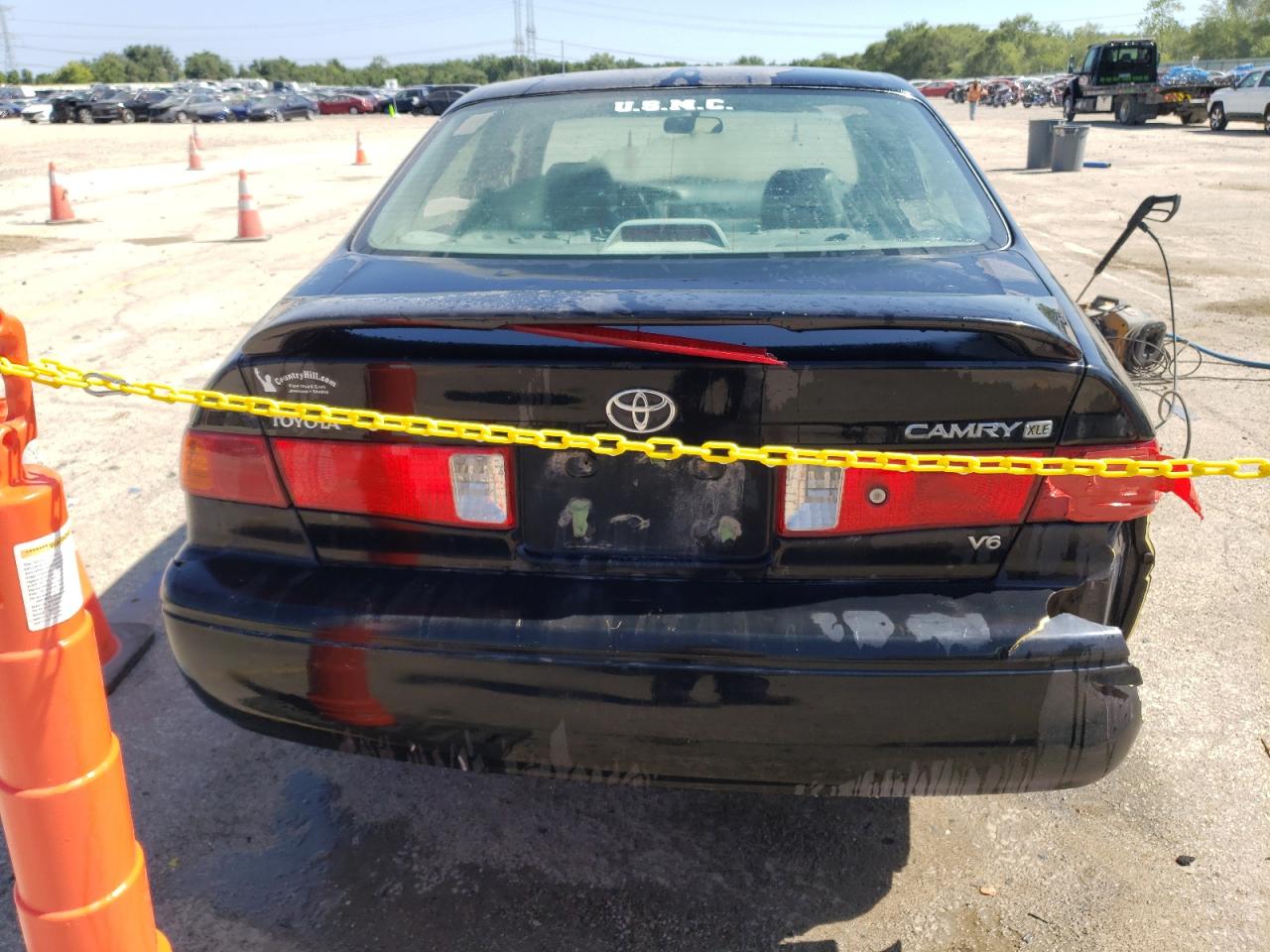 4T1BF28K2YU940549 2000 Toyota Camry Le