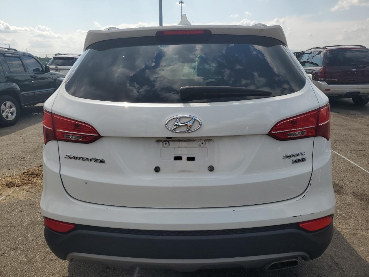 2015 Hyundai Santa Fe Sport vin: 5XYZUDLB9FG305158