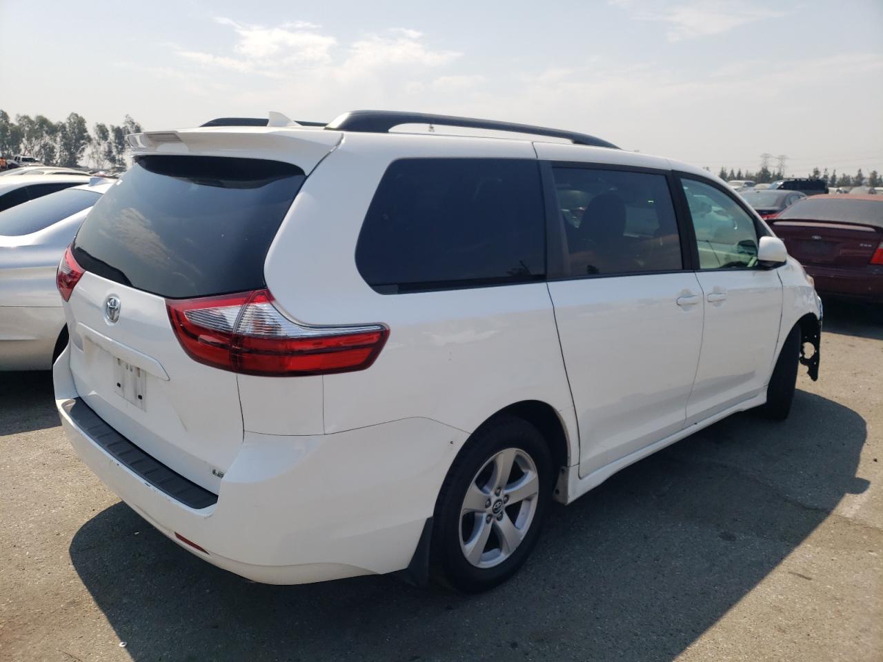 Lot #2686895860 2020 TOYOTA SIENNA LE