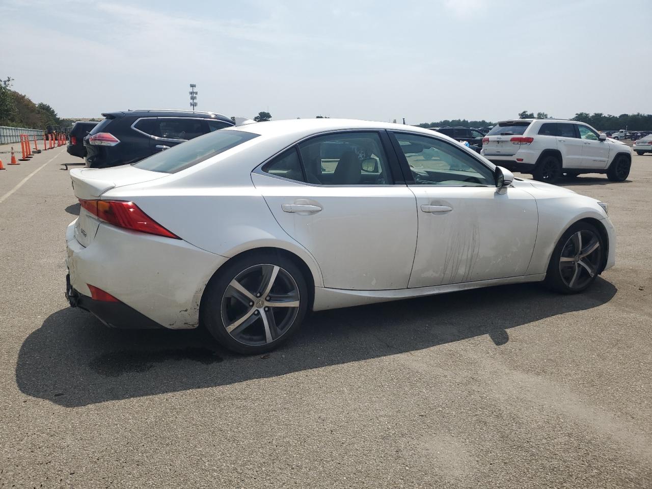 Lot #3034284064 2018 LEXUS IS 300