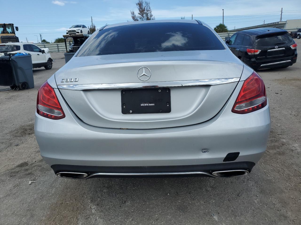 55SWF4KBXFU020876 2015 Mercedes-Benz C 300 4Matic