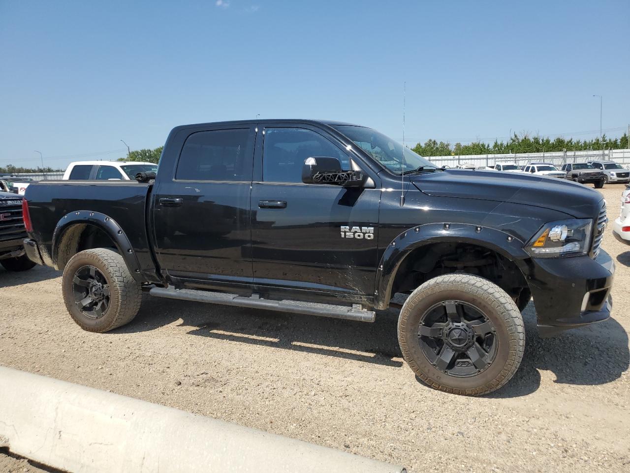 1C6RR7MT3ES173590 2014 Ram 1500 Sport