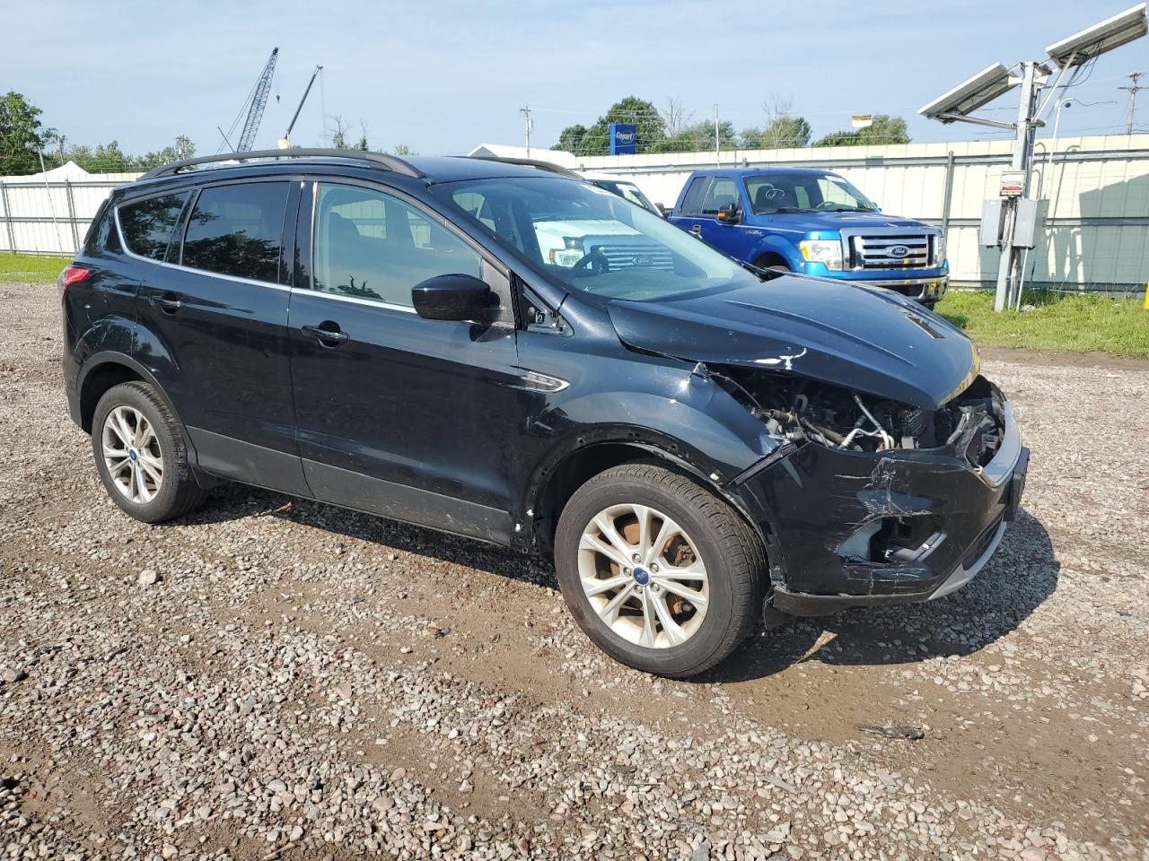 2018 Ford Escape Se vin: 1FMCU9GD2JUC04657