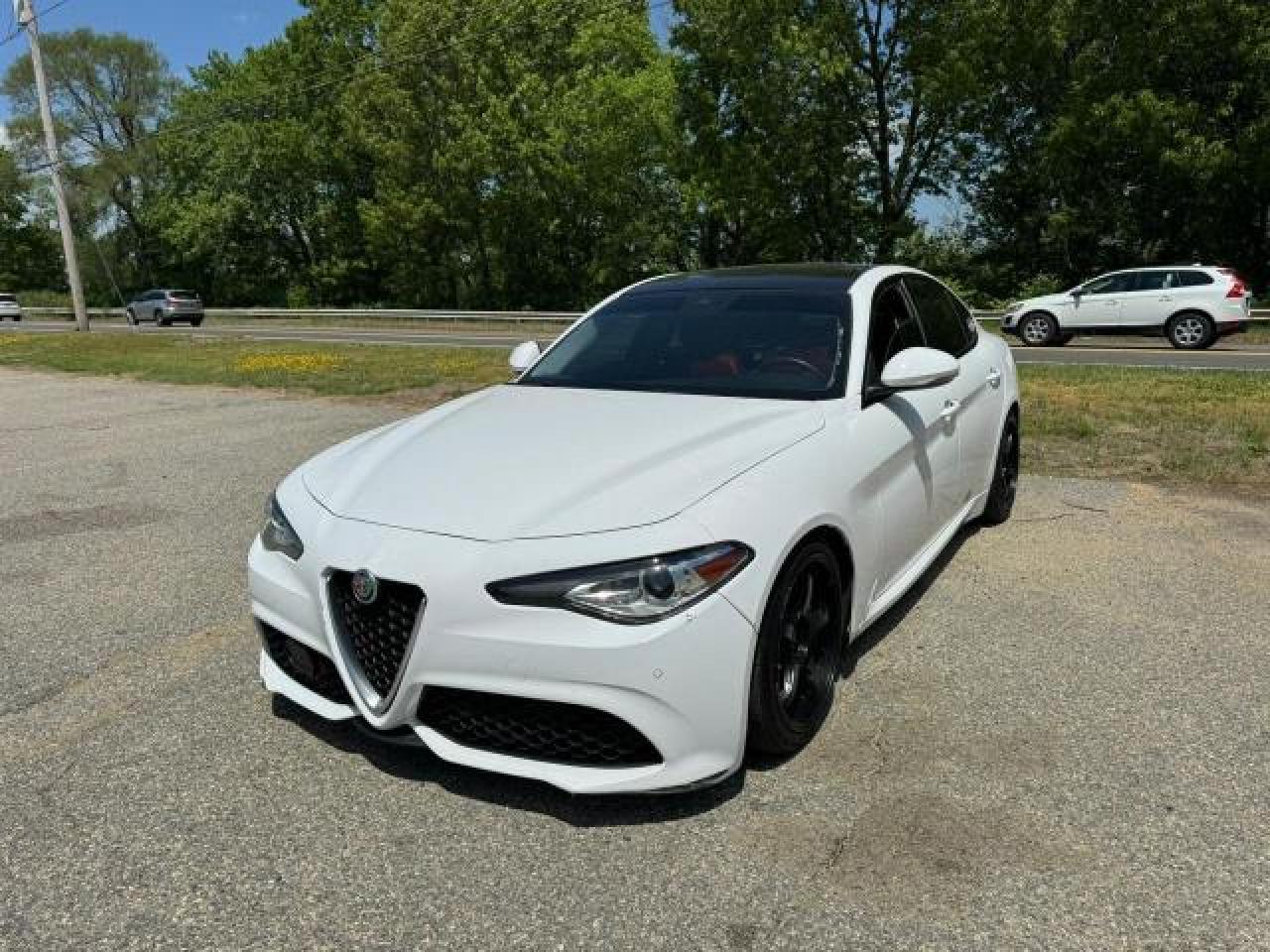 2018 Alfa Romeo Giulia Ti Q4 vin: ZARFAEEN0J7573441