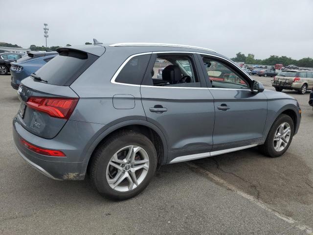 VIN WA1BNAFY5J2019706 2018 Audi Q5, Premium Plus no.3