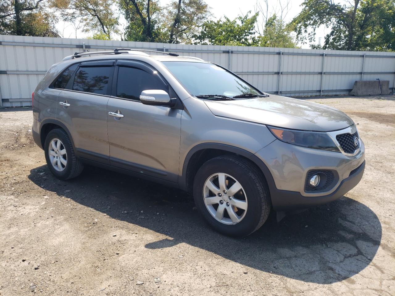 2012 Kia Sorento Base vin: 5XYKT3A67CG238513