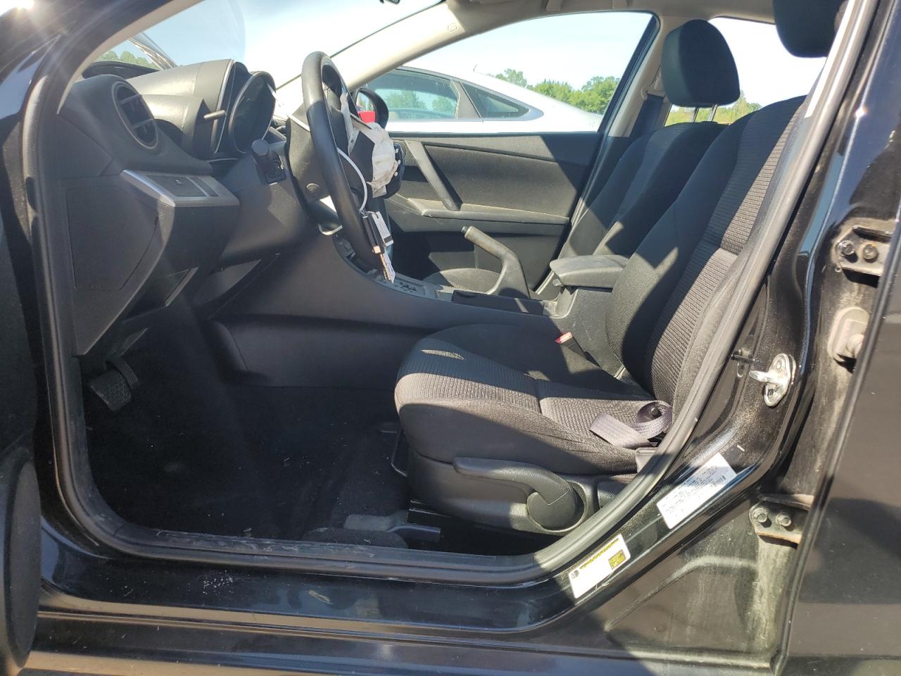 JM1BL1UG8C1591366 2012 Mazda 3 I