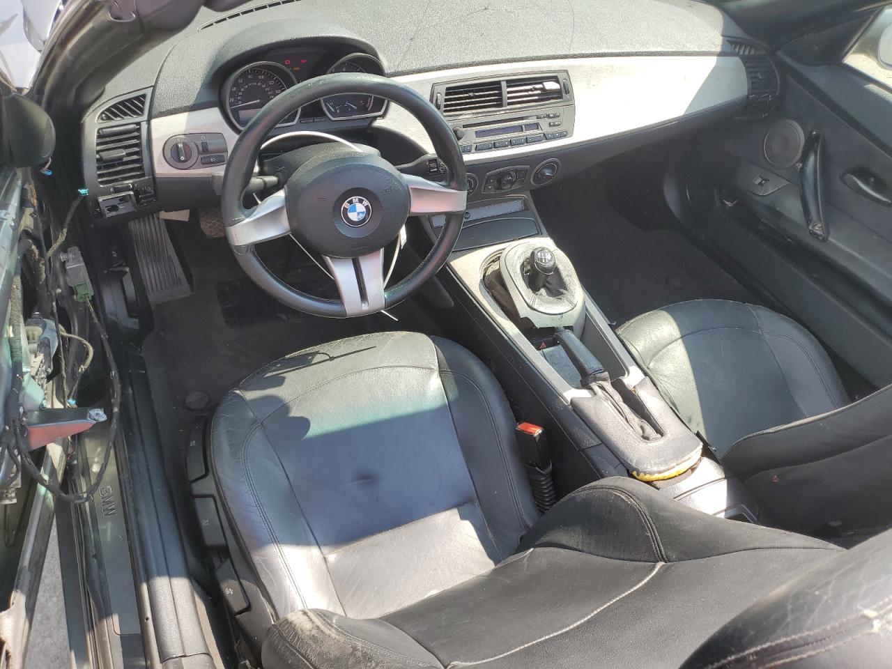 4USBT33473LR60770 2003 BMW Z4 2.5