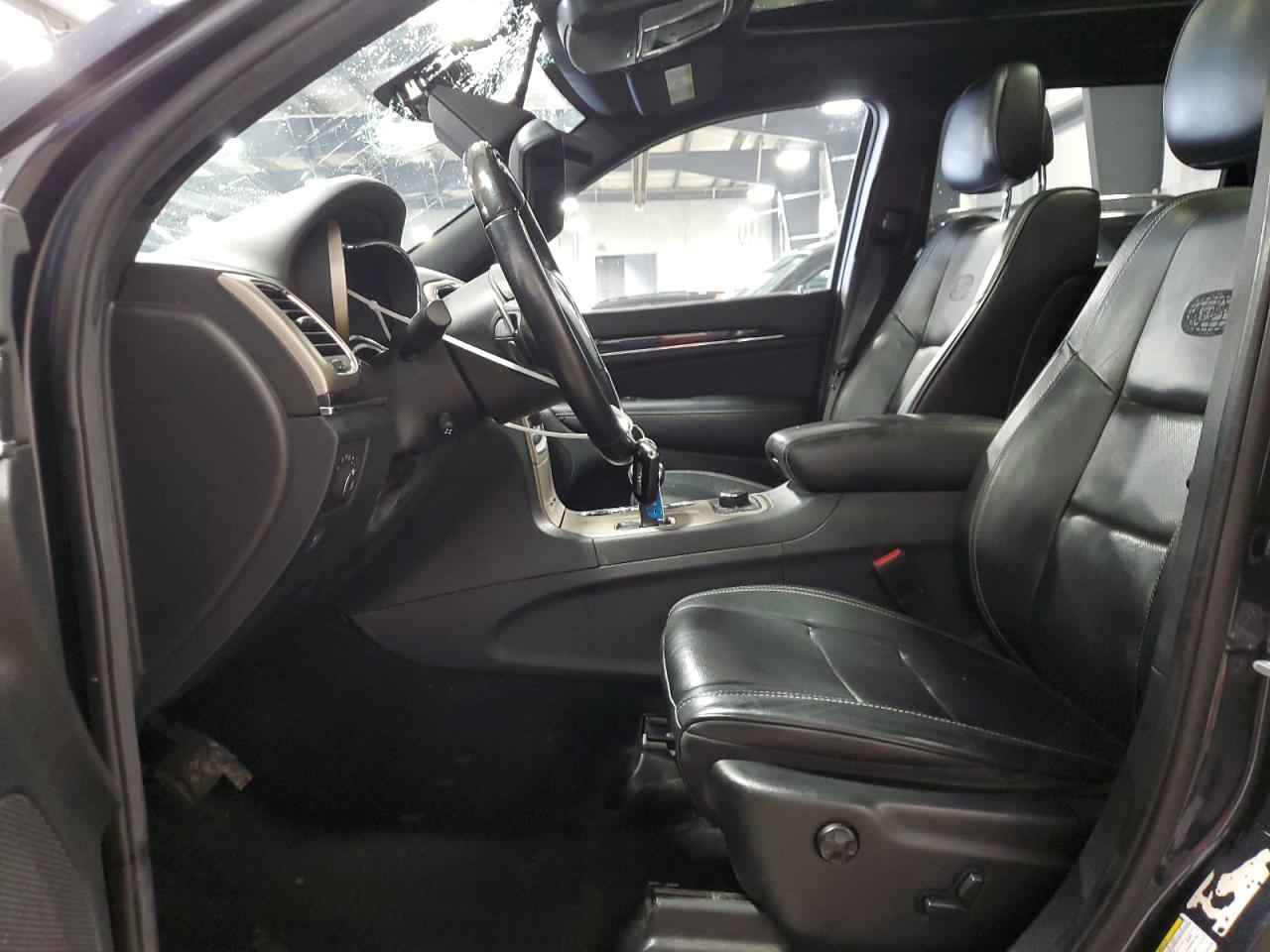 1C4RJFCM7EC384032 2014 Jeep Grand Cherokee Overland