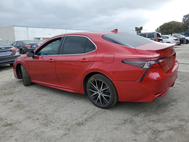 4T1G11AK6MU487121 2021 TOYOTA CAMRY - Image 2